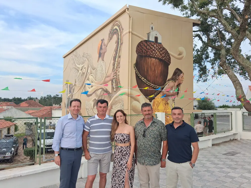 Lugar do Sobral inaugurou mural artístico que homenageia a identidade e a história da comunidade